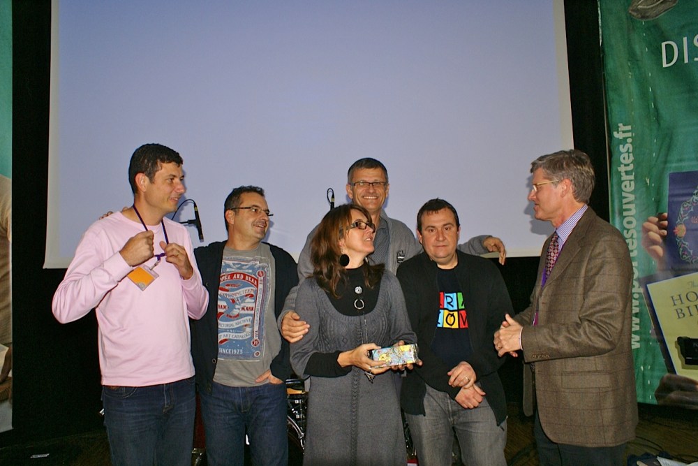 Olivier, Xavier, Babeth, Ricou, Manu remerciés par Michel directeur de Portes Ouvertes France